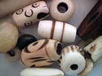 bone - 4540SKG - KG smaller bone beads mix x 1 KG