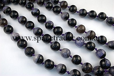 Agate - 20mm Plain Round Black Agate with inclusion in Dye Purple Colour in 17 Pcs a Strand