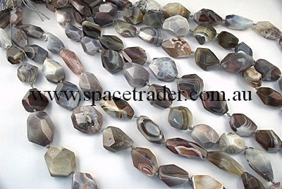 Agate - 18x27mm - 26x32mm Irregular Faceted Nugget Botswana Agate in 10-13 Pcs a Strand