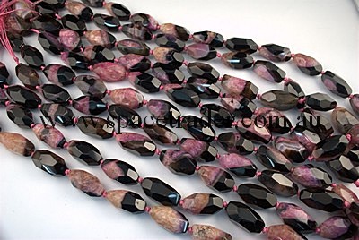 Agate - 18x30mm, 16x34mm Irregular Faceted Nugget Black Agate with Inclusion in Dye Fuchsia Colour in 12 Pcs a Strand