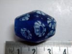 glass - trade beads x 10 - 110
