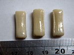 glass - 1807-035 - 18 x 8mm rectangle - bone x 1 KG