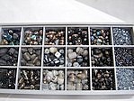 bead kits - 4605 - mix glass bead kit - black x 12 sets